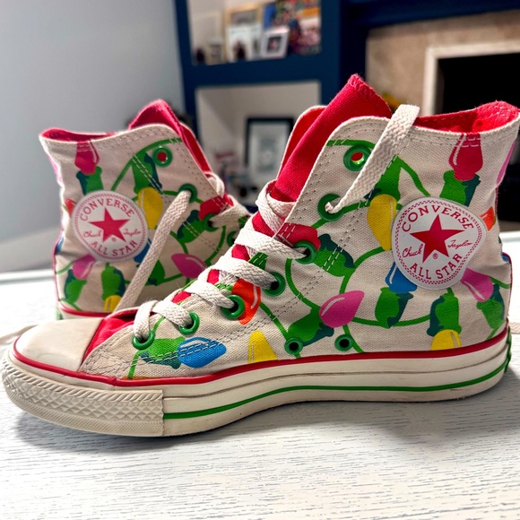 Converse Other - CONVERSE Vintage Christmas Lights Chucks Tennis Shoes Unisex M6 W8 High Tops